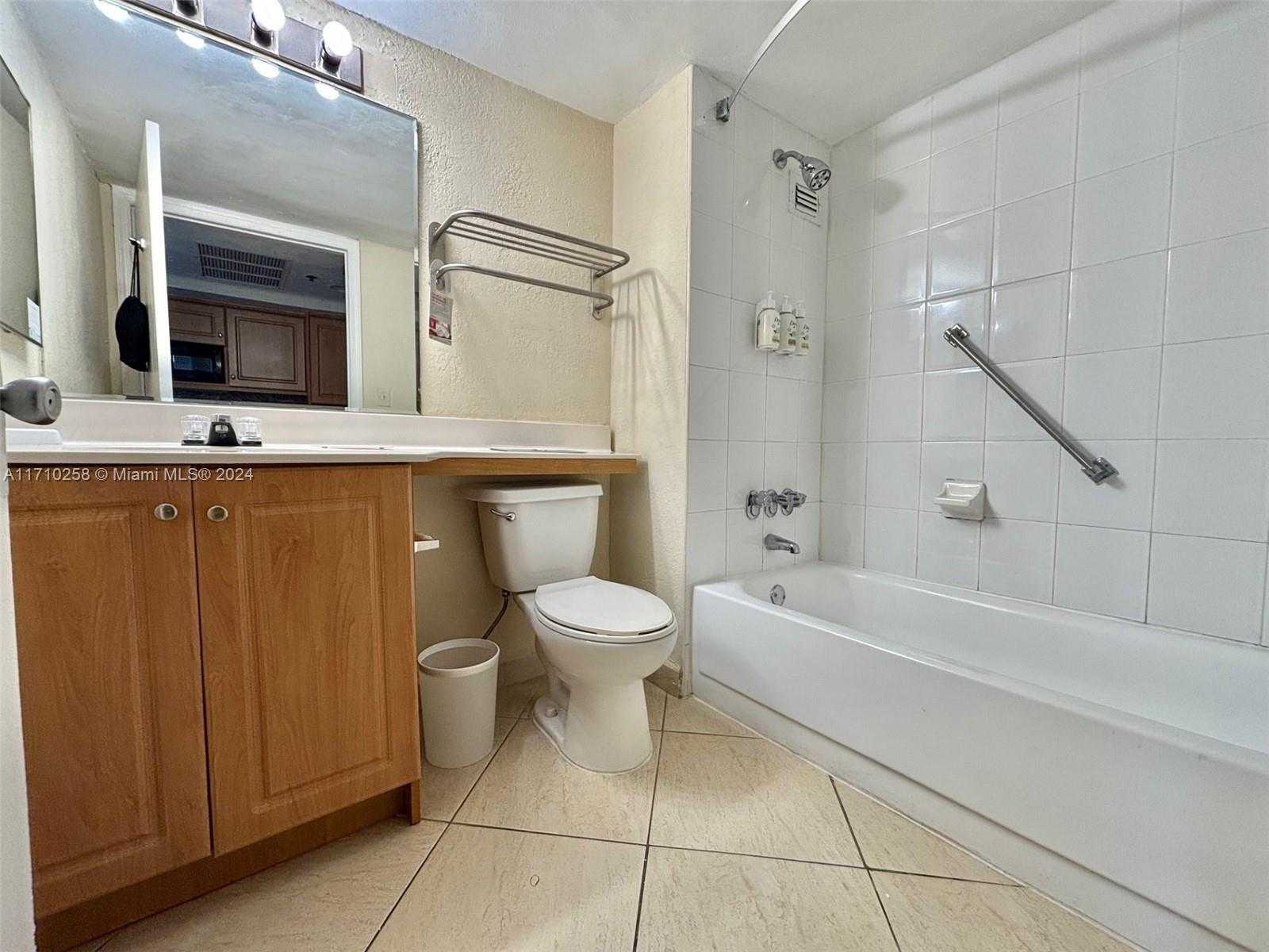 Small Image of 19201 COLLINS AVE #128, Sunny Isles Beach Number 9