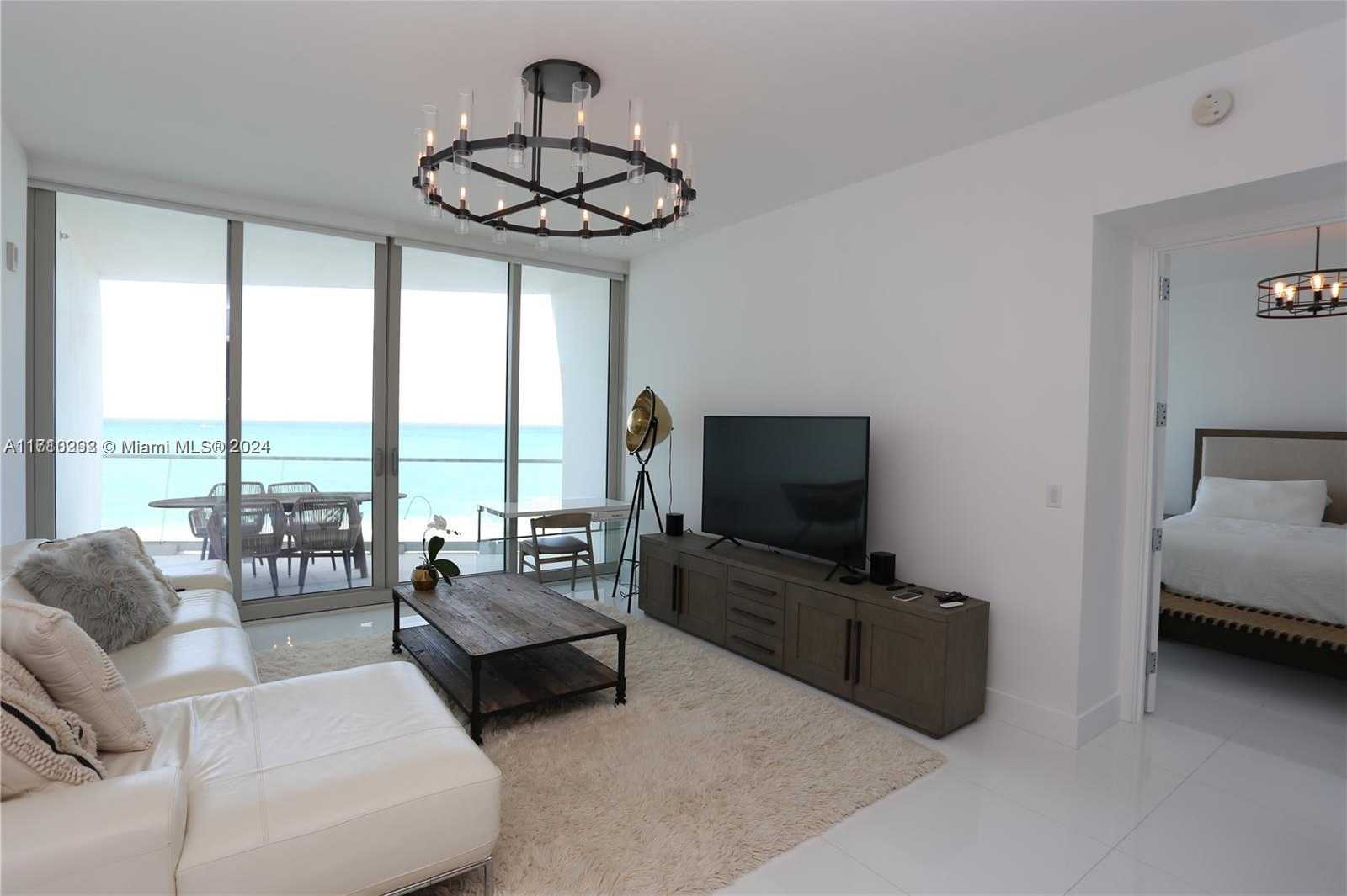 Small Image of 16901 Collins Ave, Sunny Isles Beach, FL 33160, USA Number 10