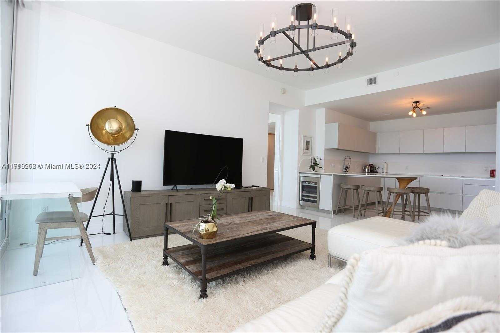Small Image of 16901 Collins Ave, Sunny Isles Beach, FL 33160, USA Number 11
