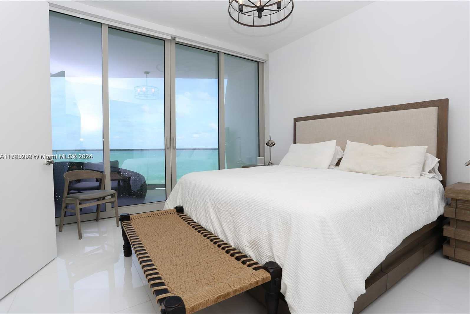 Small Image of 16901 Collins Ave, Sunny Isles Beach, FL 33160, USA Number 13