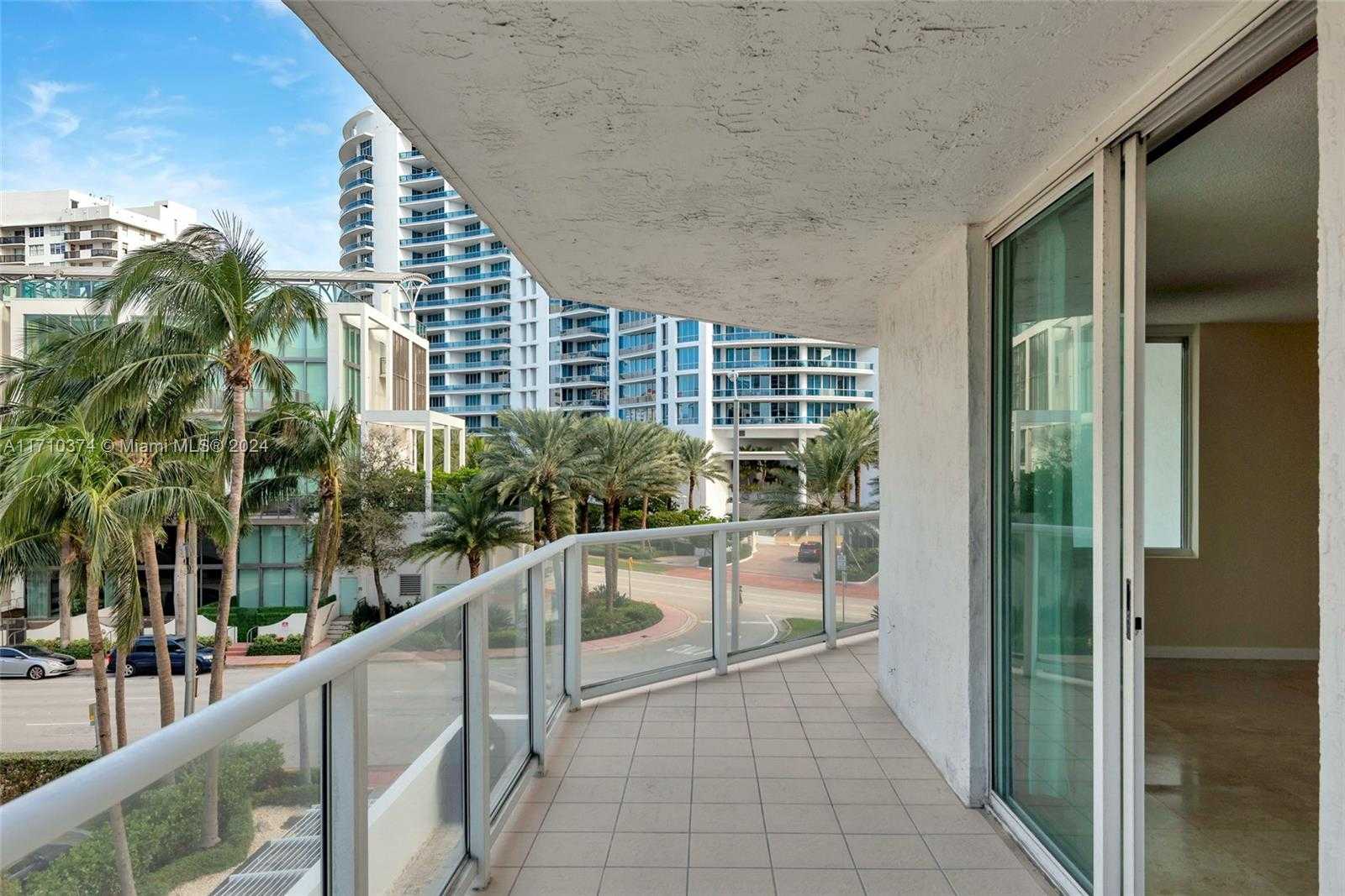 Small Image of 5900 COLLINS AVE #408, Miami Beach Number 17