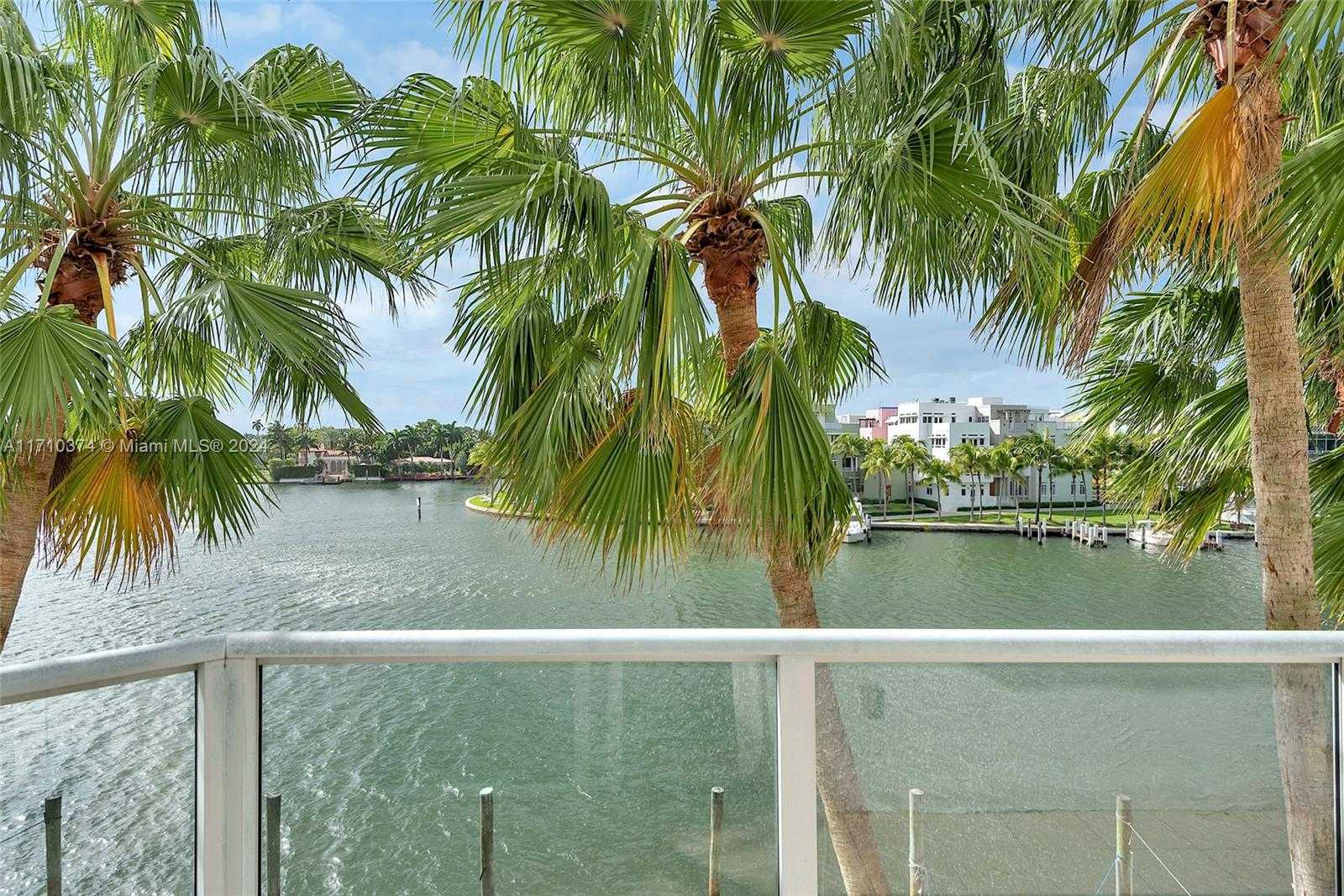 Small Image of 5900 COLLINS AVE #408, Miami Beach Number 2