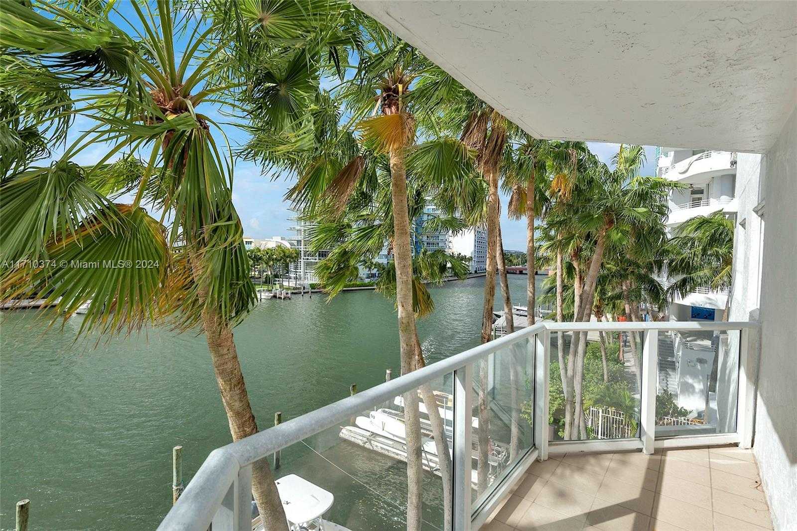 Small Image of 5900 COLLINS AVE #408, Miami Beach Number 3