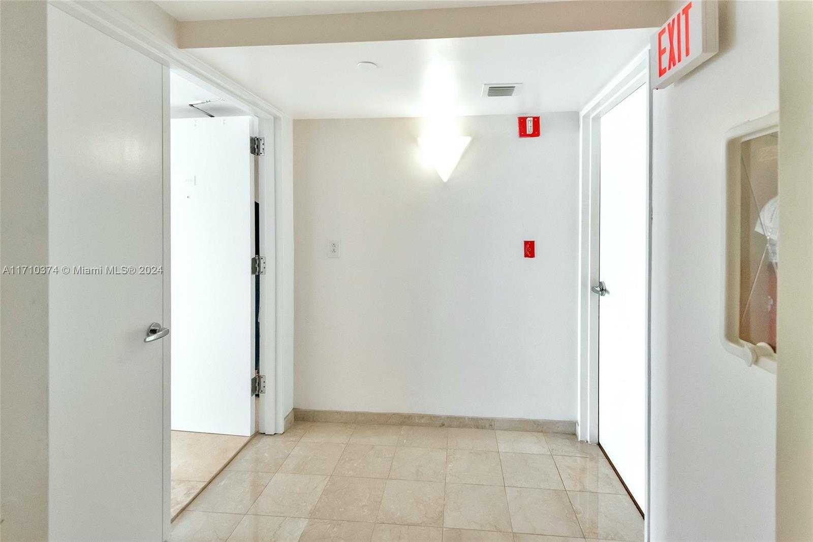 Small Image of 5900 COLLINS AVE #408, Miami Beach Number 34
