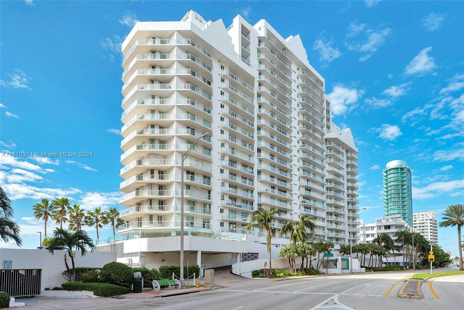 Small Image of 5900 COLLINS AVE #408, Miami Beach Number 35