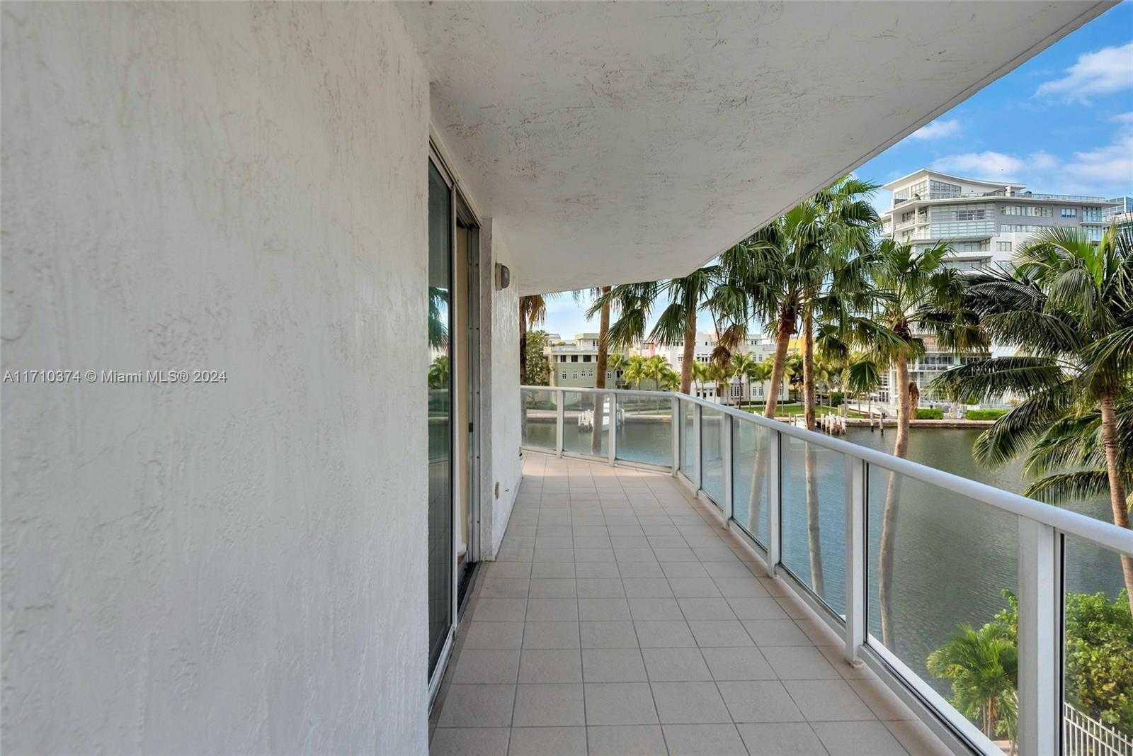 Small Image of 5900 COLLINS AVE #408, Miami Beach Number 4