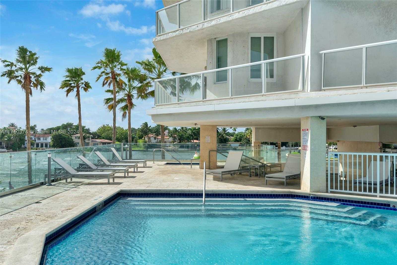 Small Image of 5900 COLLINS AVE #408, Miami Beach Number 43