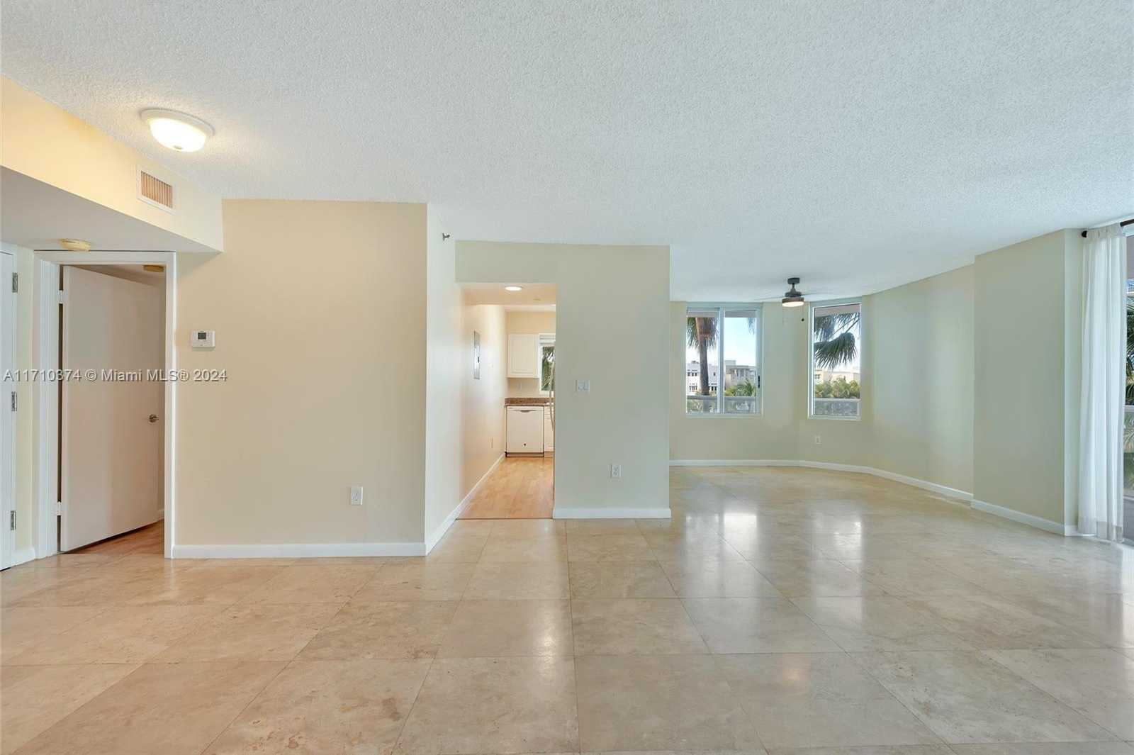 Small Image of 5900 COLLINS AVE #408, Miami Beach Number 5