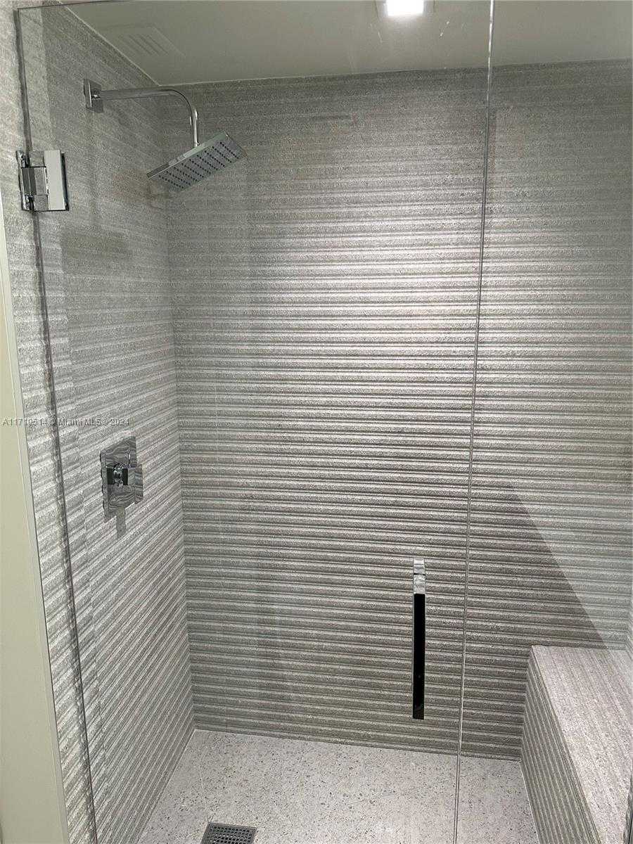 Small Image of 2000 SOUTH EAST ISLAND BLVD #903, Aventura Number 11