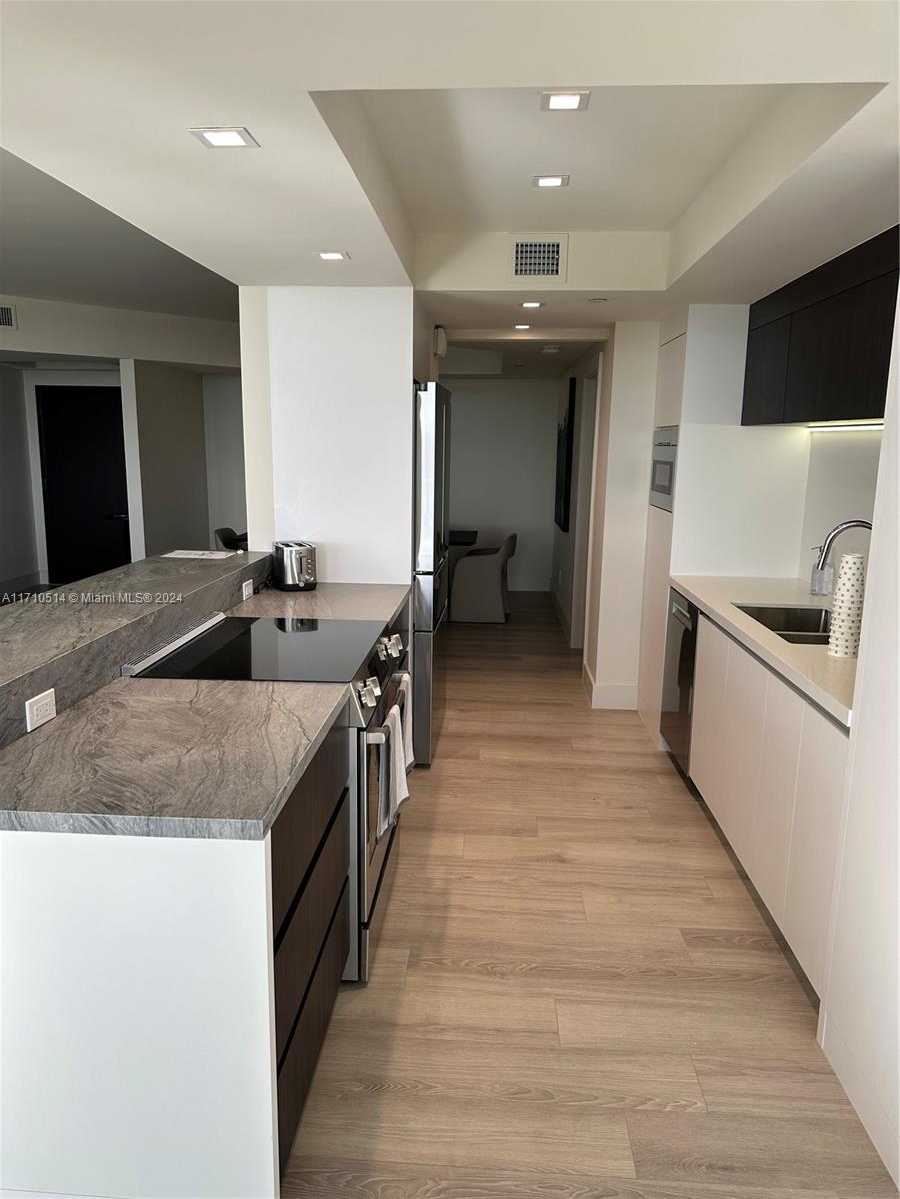 Small Image of 2000 SOUTH EAST ISLAND BLVD #903, Aventura Number 34