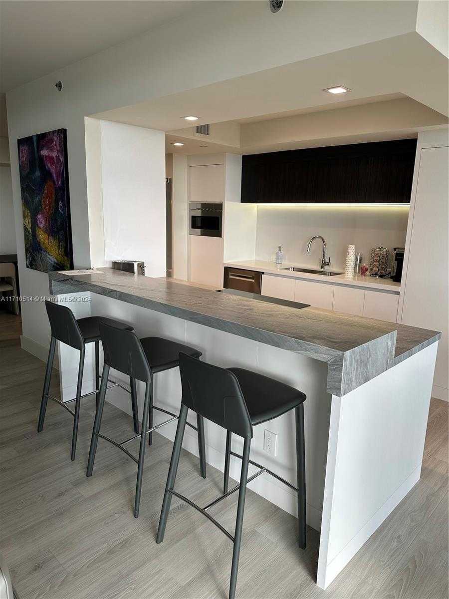 Small Image of 2000 SOUTH EAST ISLAND BLVD #903, Aventura Number 4