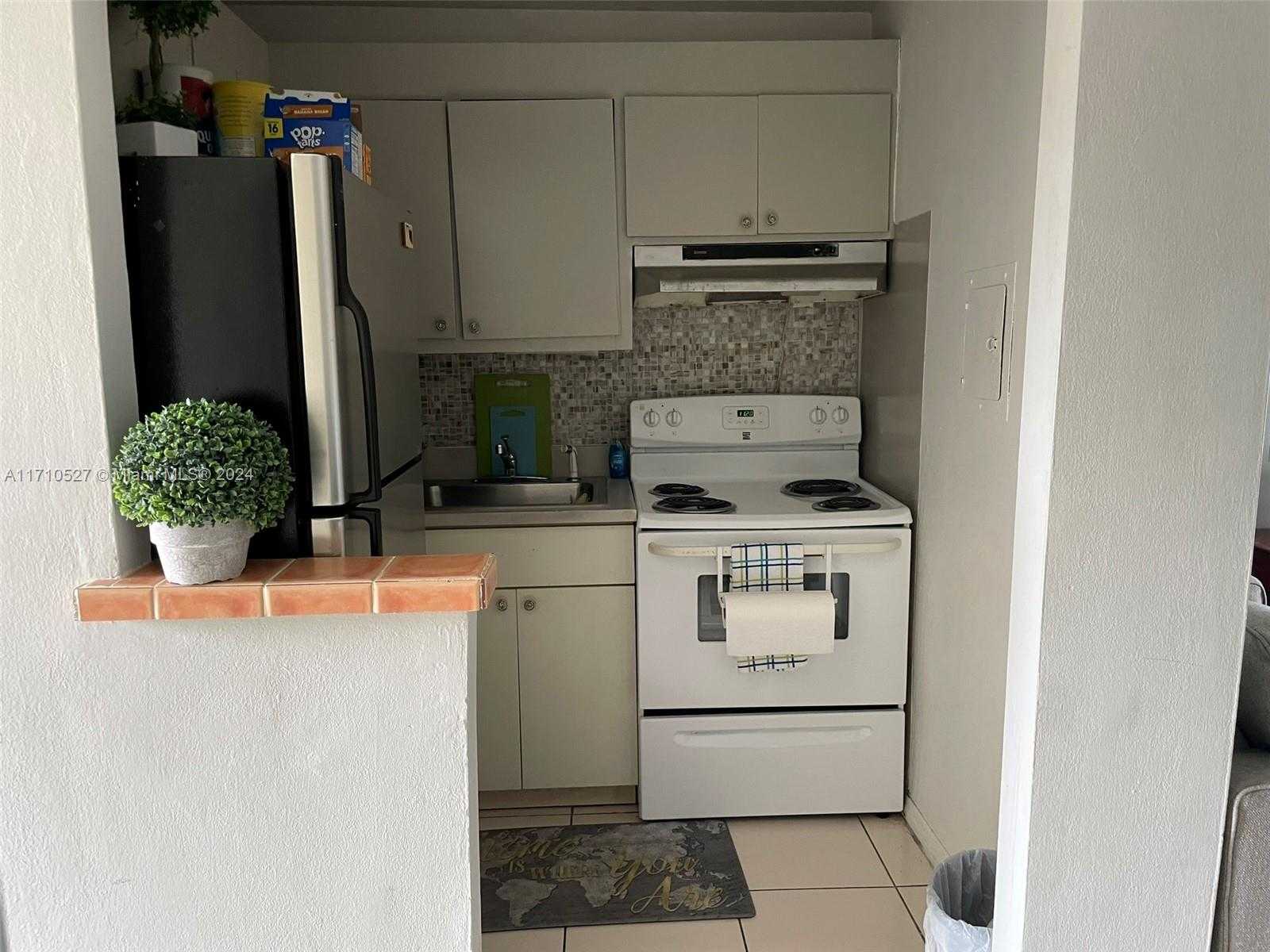 Small Image of 7904 WEST DR #215, North Bay Village Number 7