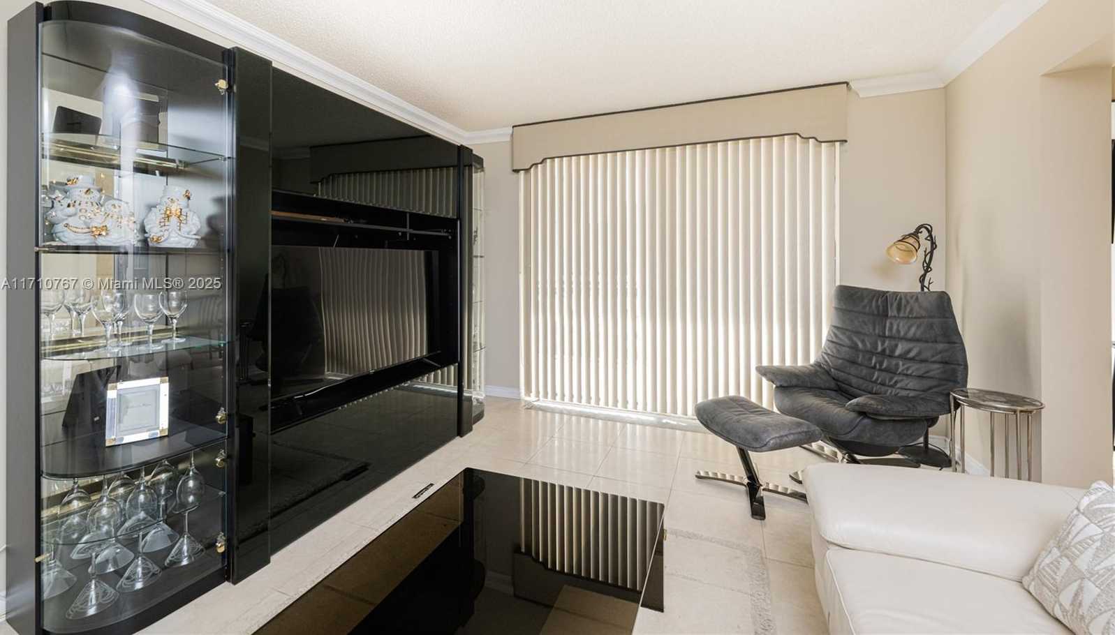 Small Image of 210 174TH ST #1108, Sunny Isles Beach Number 12