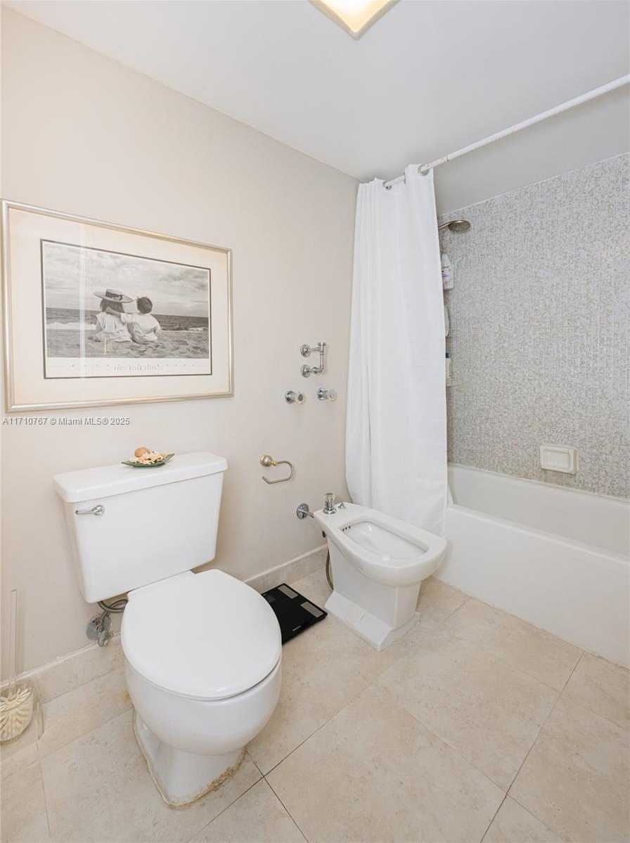 Small Image of 210 174TH ST #1108, Sunny Isles Beach Number 22
