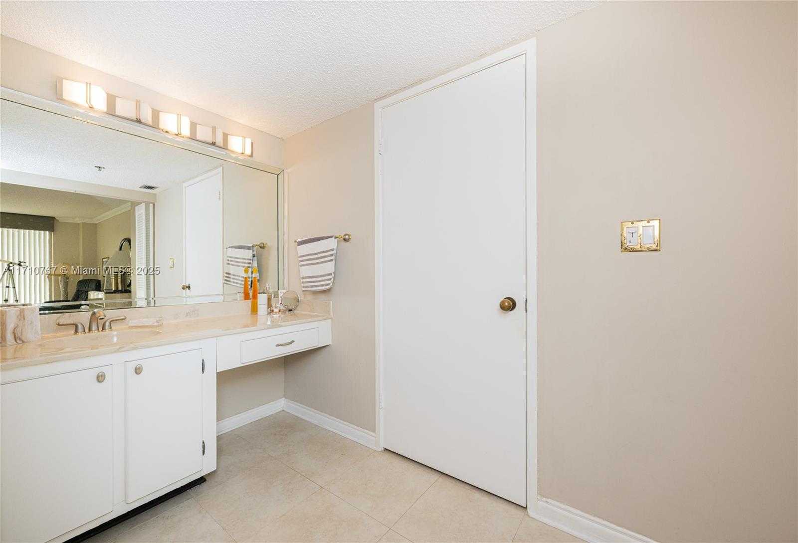 Small Image of 210 174TH ST #1108, Sunny Isles Beach Number 24