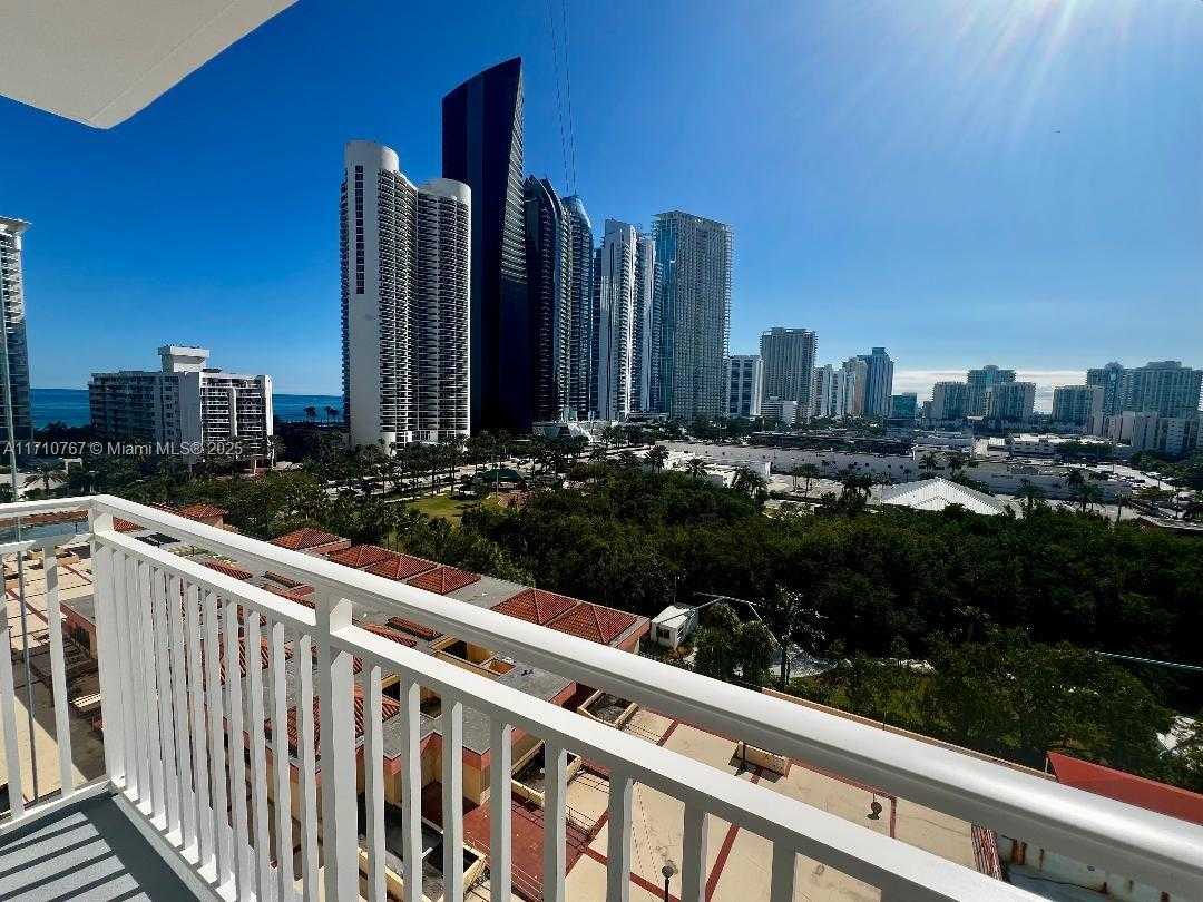Small Image of 210 174TH ST #1108, Sunny Isles Beach Number 3