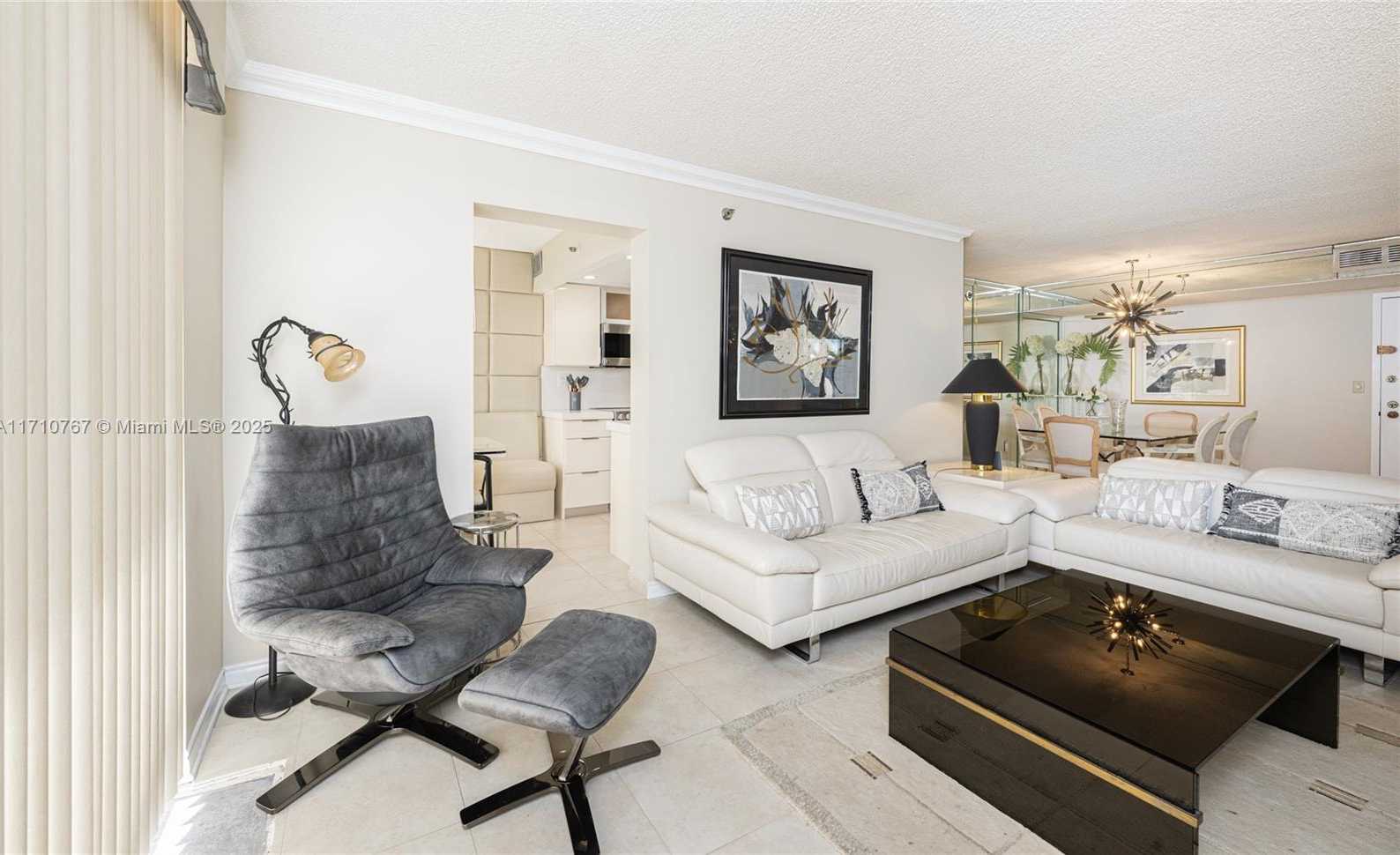 Small Image of 210 174TH ST #1108, Sunny Isles Beach Number 4