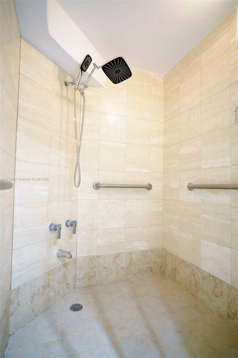 Small Image of 1925 BRICKELL AVE #D1213, Miami Number 20