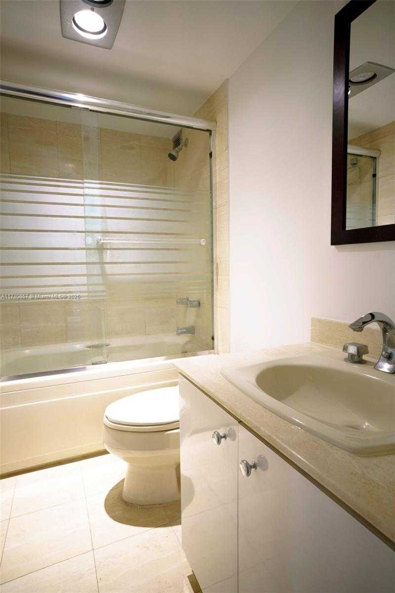 Small Image of 1925 BRICKELL AVE #D1213, Miami Number 21