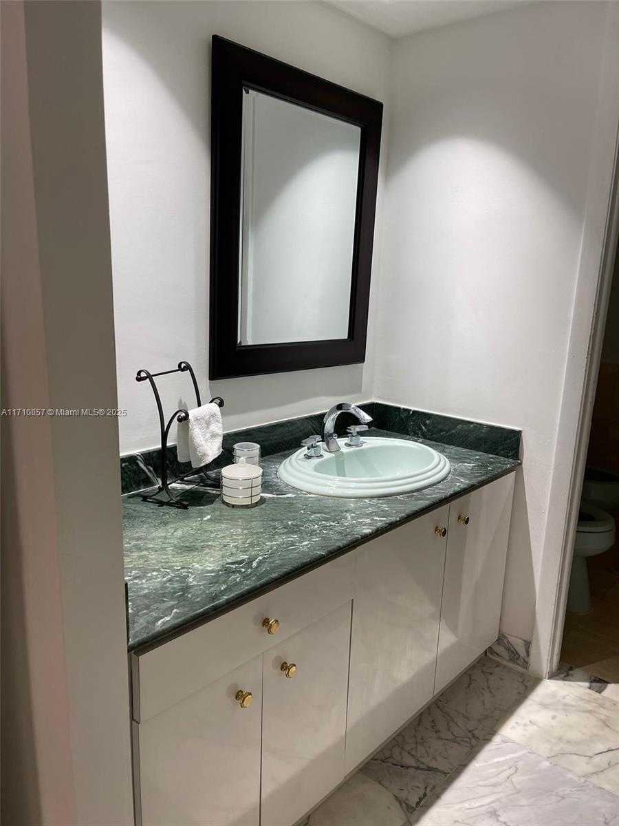 Small Image of 1925 BRICKELL AVE #D1213, Miami Number 23