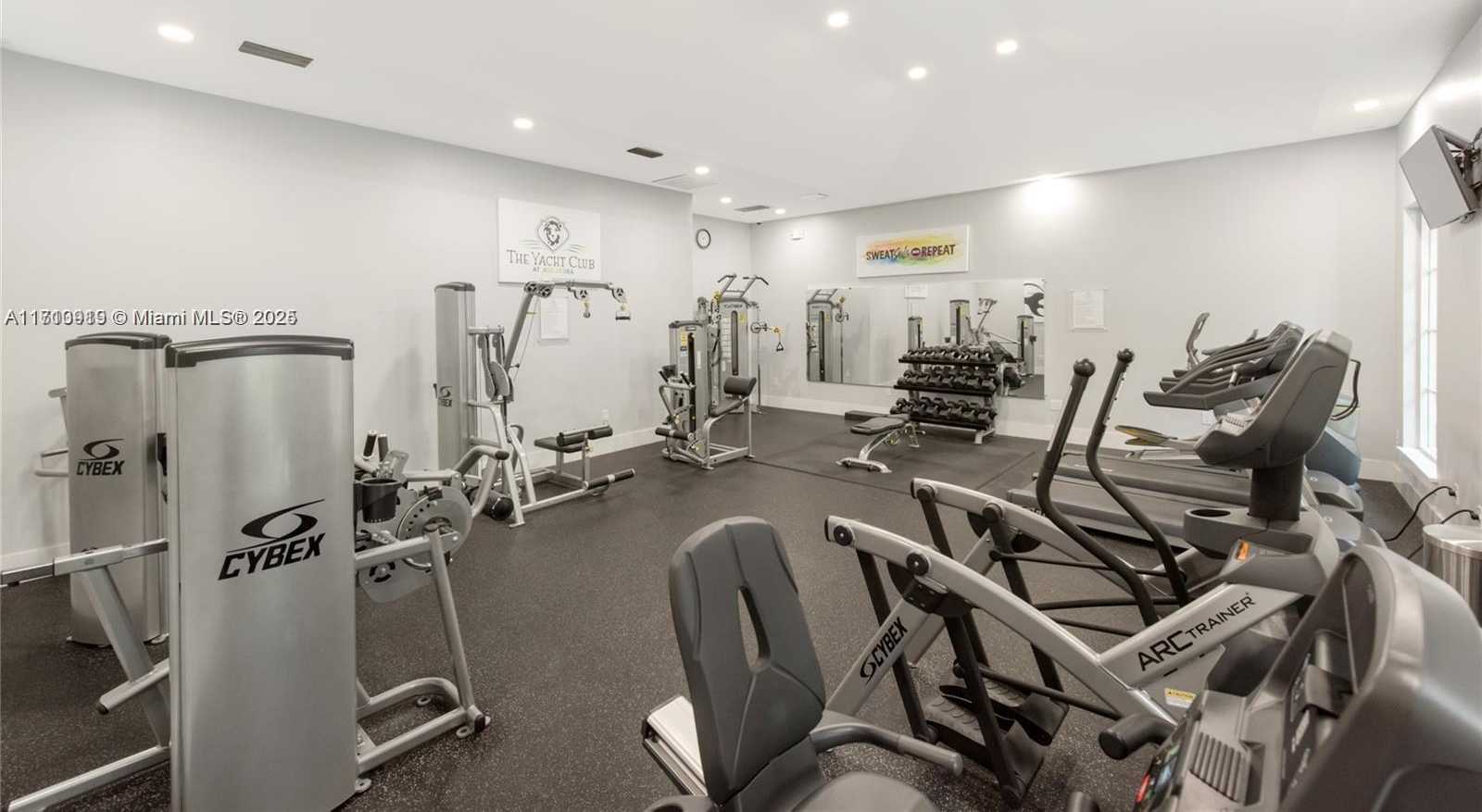 Small Image of 19701 EAST COUNTRY CLUB DR #5501, Aventura Number 31
