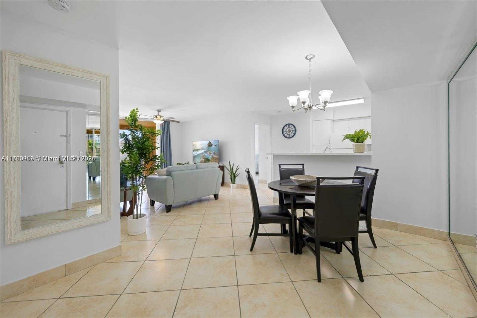 Small Image of 19701 EAST COUNTRY CLUB DR #5501, Aventura Number 6