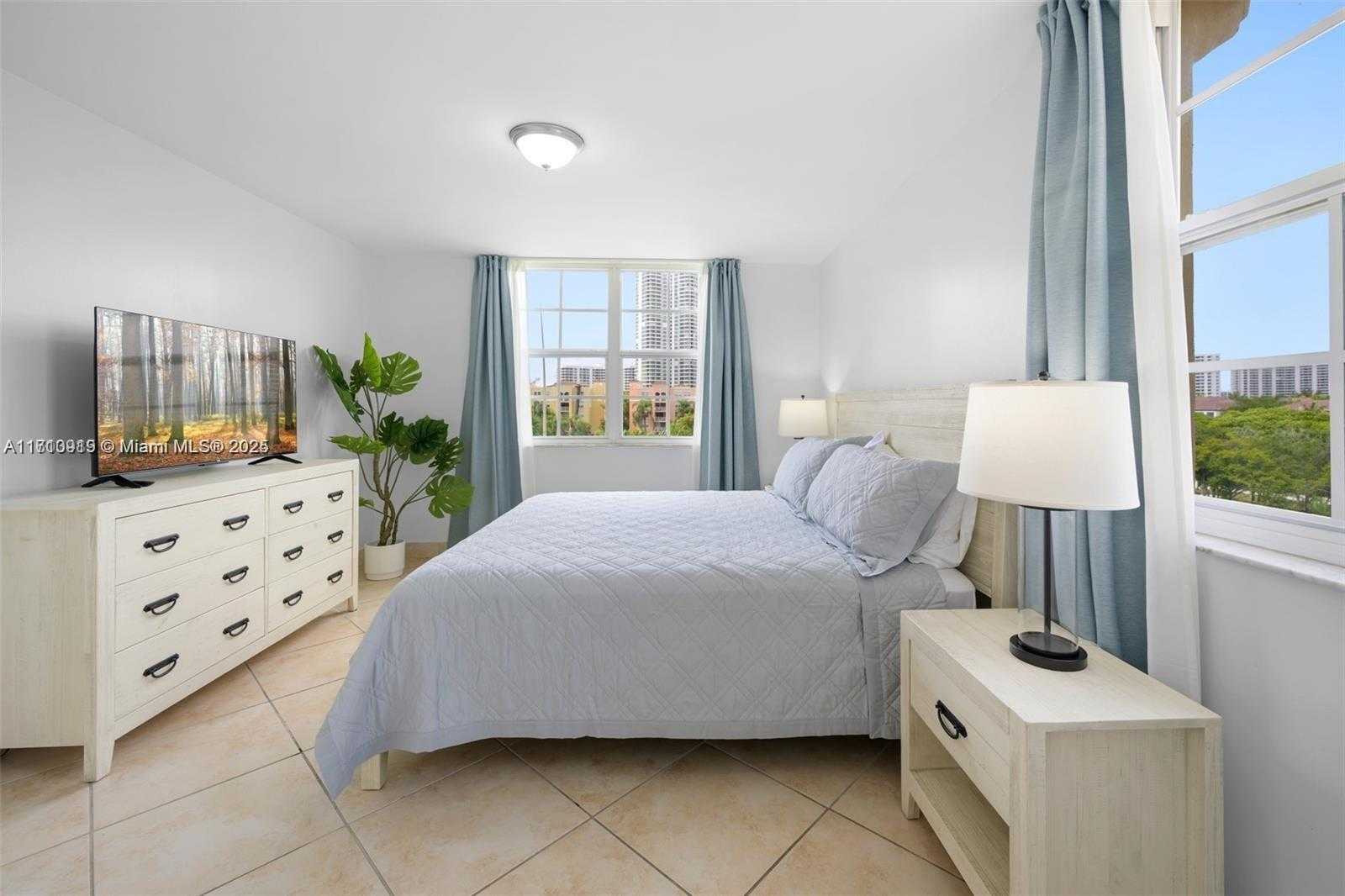 Small Image of 19701 EAST COUNTRY CLUB DR #5501, Aventura Number 9