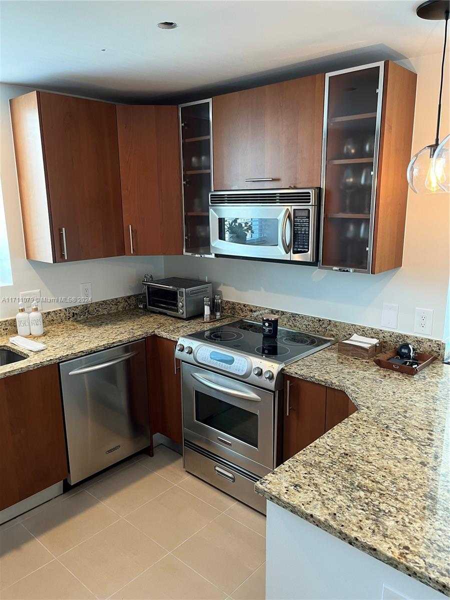 Small Image of 1945 #1714, Hallandale Beach Number 11