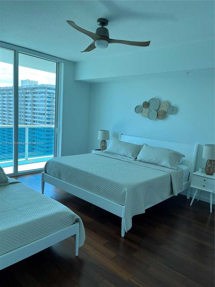 Small Image of 1945 #1714, Hallandale Beach Number 19