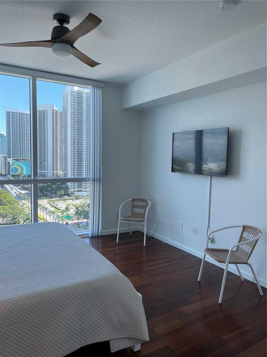 Small Image of 1945 #1714, Hallandale Beach Number 26