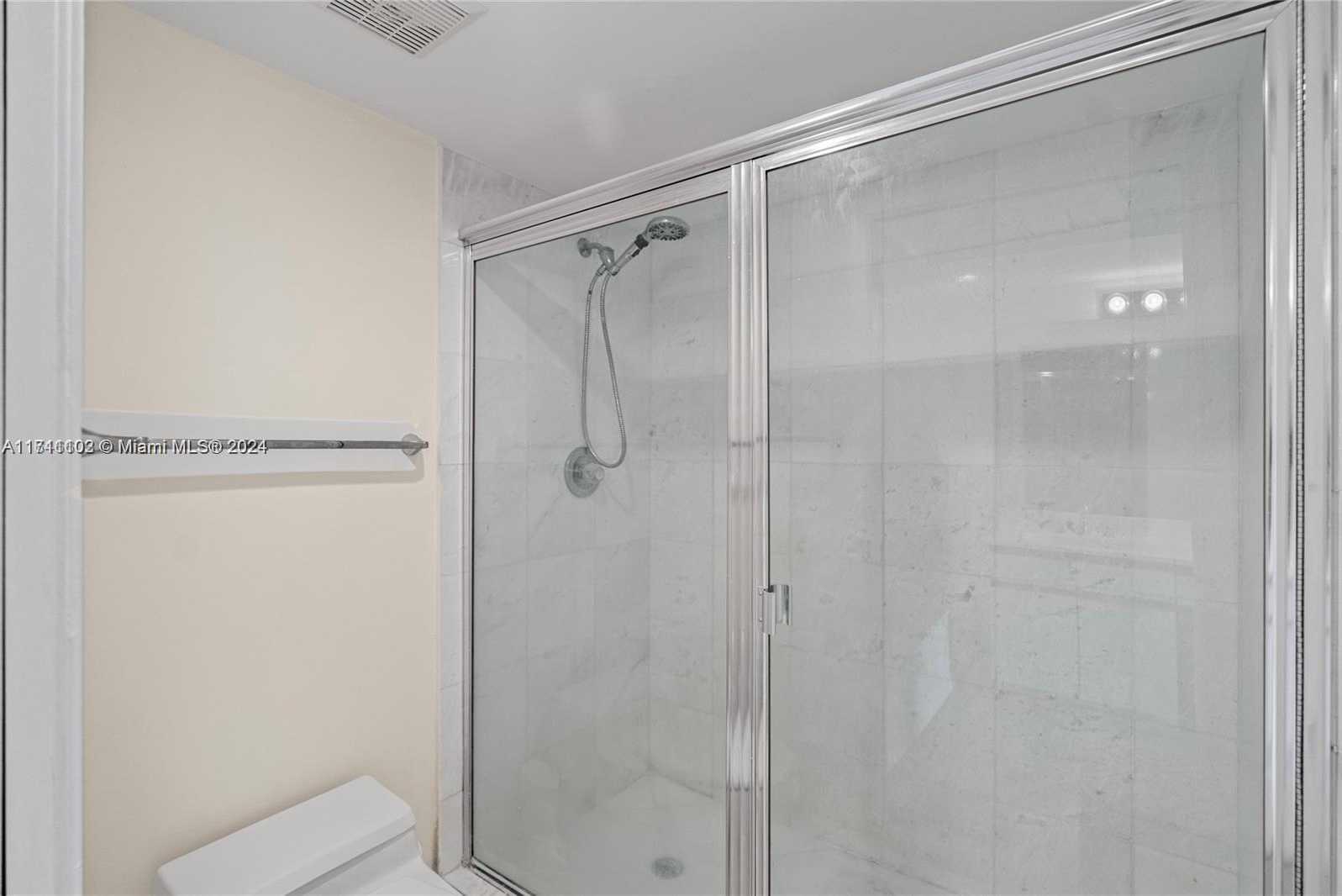 Small Image of 3530 MYSTIC POINTE DR #2904, Aventura Number 13