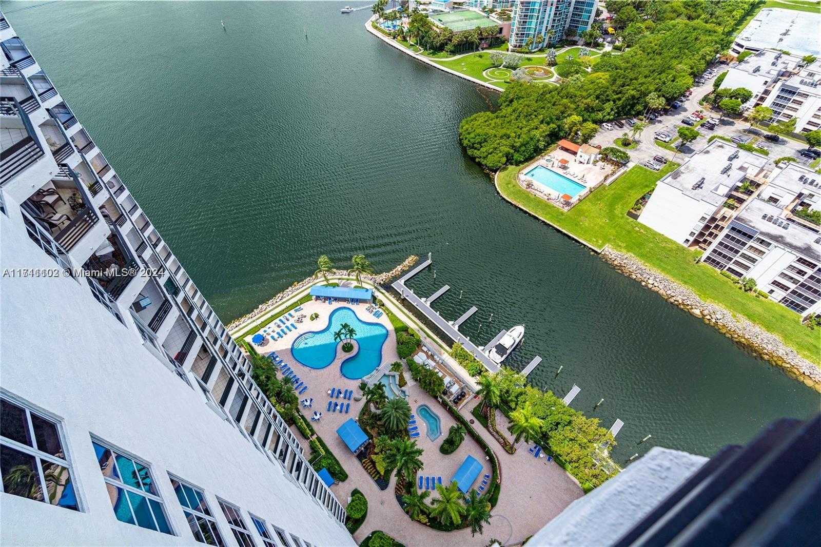 Small Image of 3530 MYSTIC POINTE DR #2904, Aventura Number 3