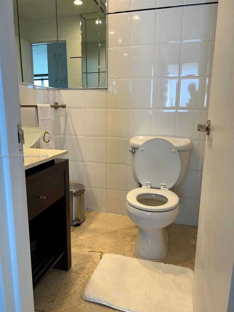 Small Image of 100 LINCOLN RD #PH7, Miami Beach Number 16