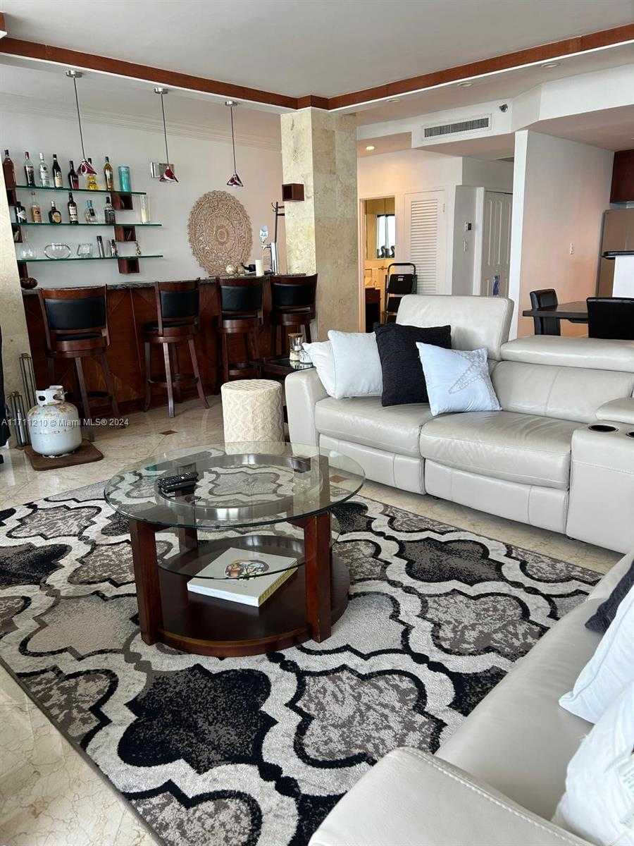 Small Image of 100 LINCOLN RD #PH7, Miami Beach Number 2