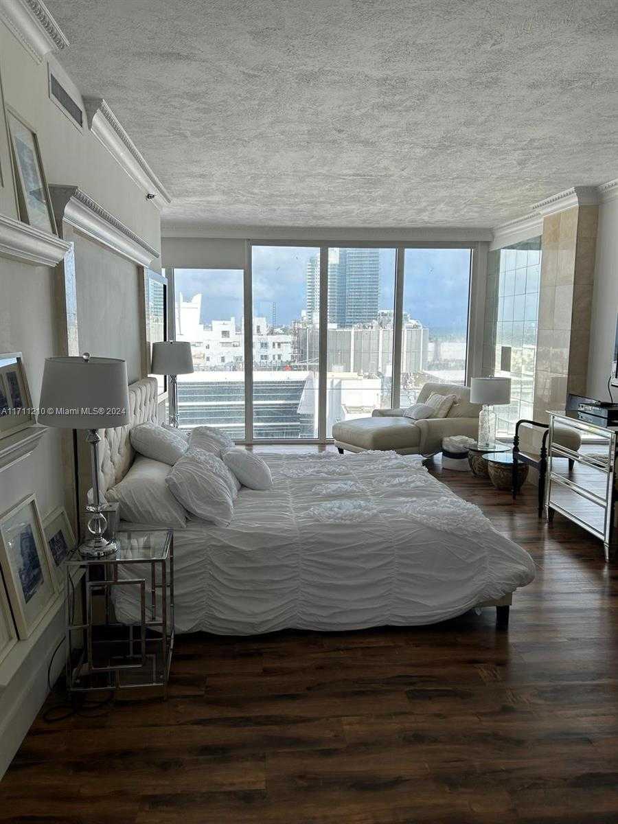 Small Image of 100 LINCOLN RD #PH7, Miami Beach Number 27