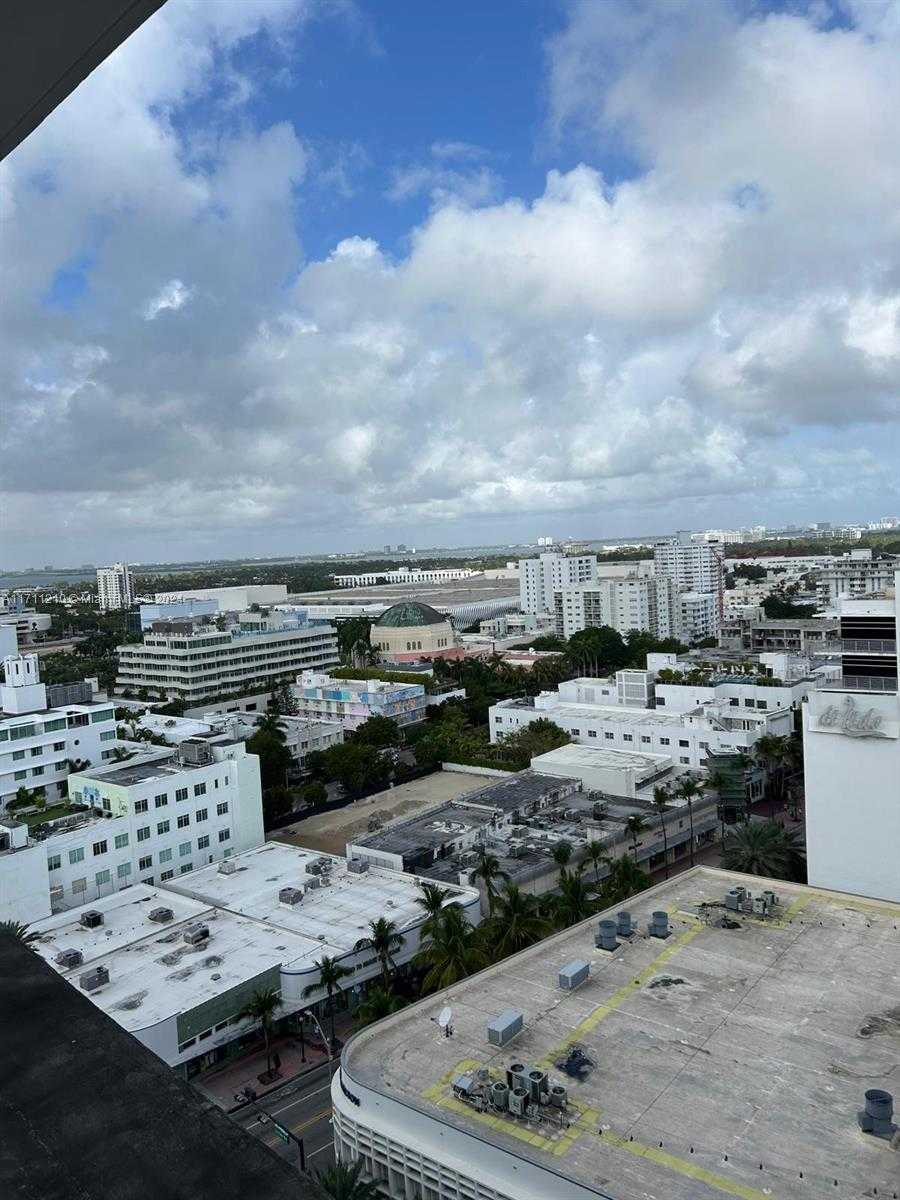 Small Image of 100 LINCOLN RD #PH7, Miami Beach Number 34
