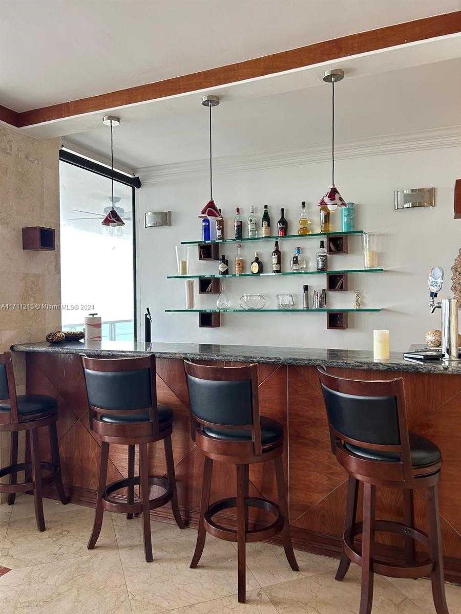 Small Image of 100 LINCOLN RD #PH7, Miami Beach Number 6