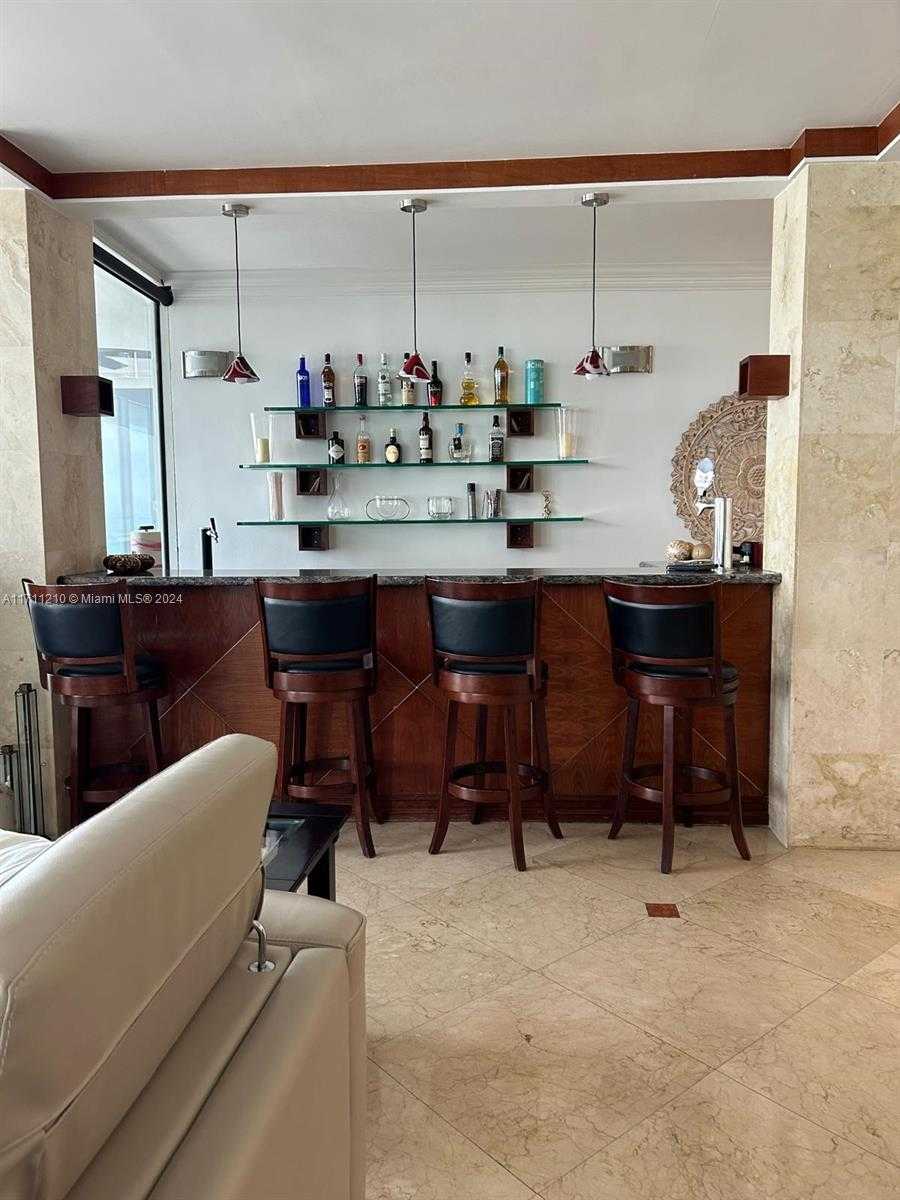 Small Image of 100 LINCOLN RD #PH7, Miami Beach Number 8