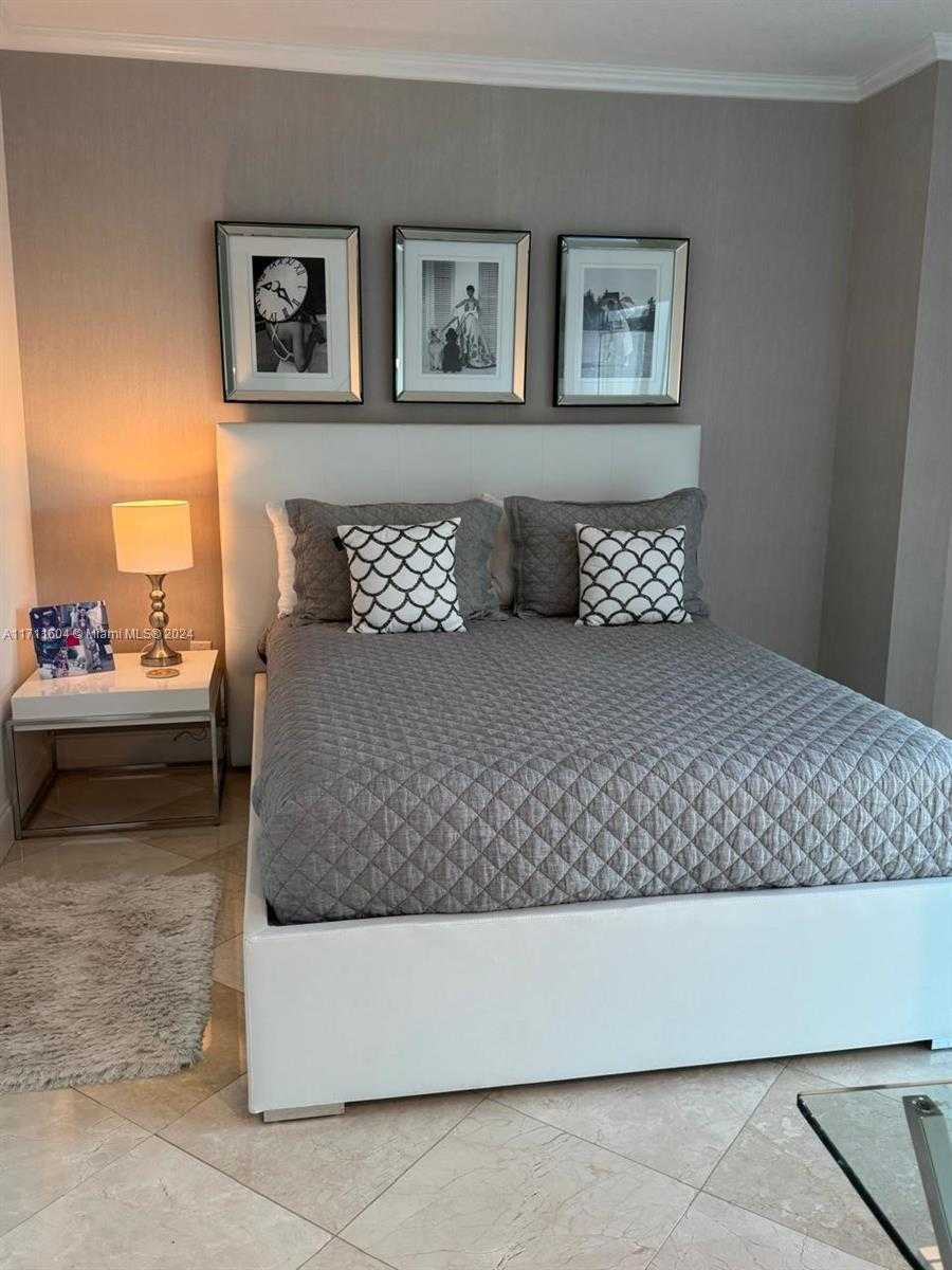 Small Image of 3370 HIDDEN BAY DR #1411, Aventura Number 18