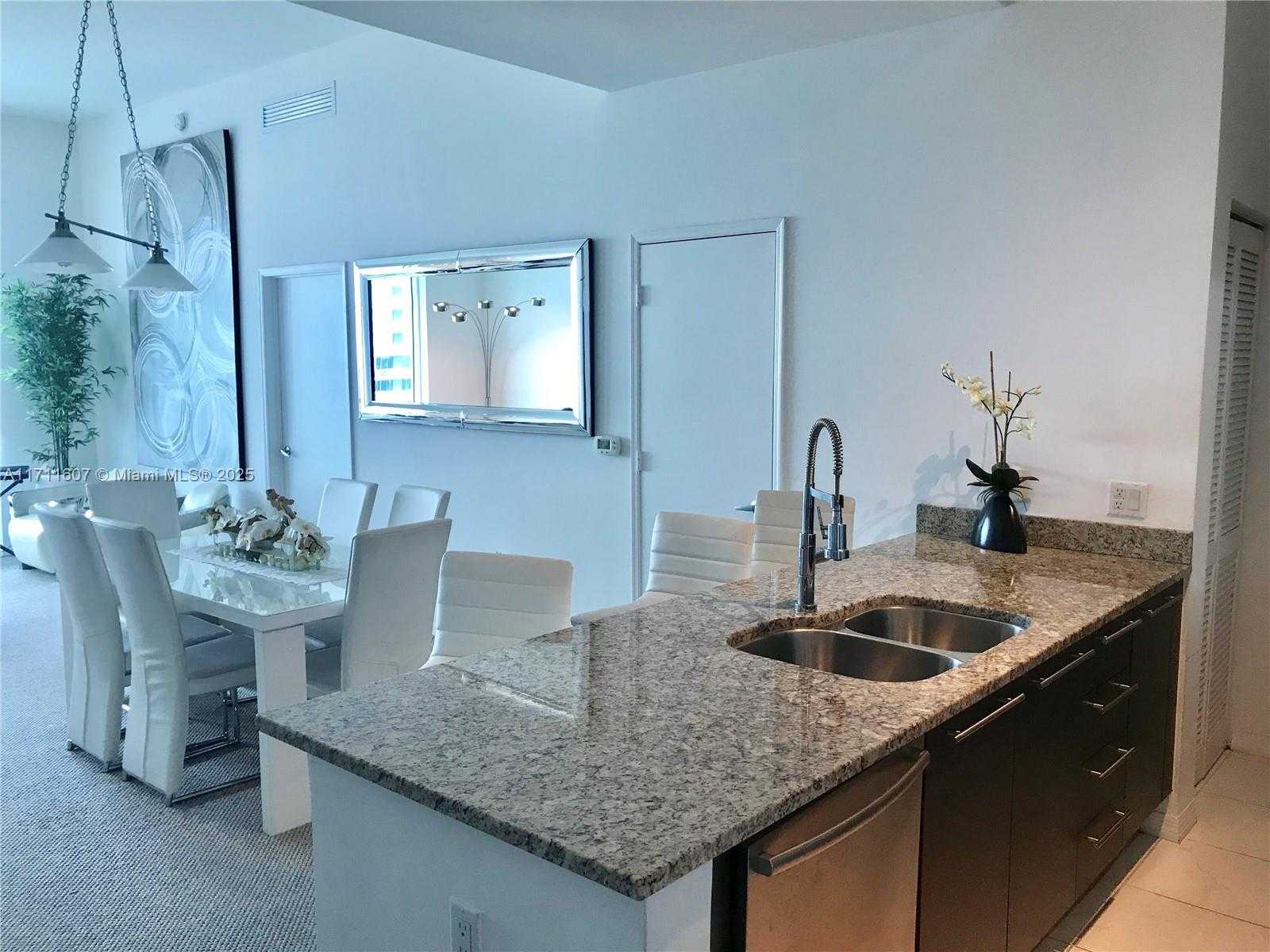 Small Image of 951 BRICKELL AVE #PH4107, Miami Number 12