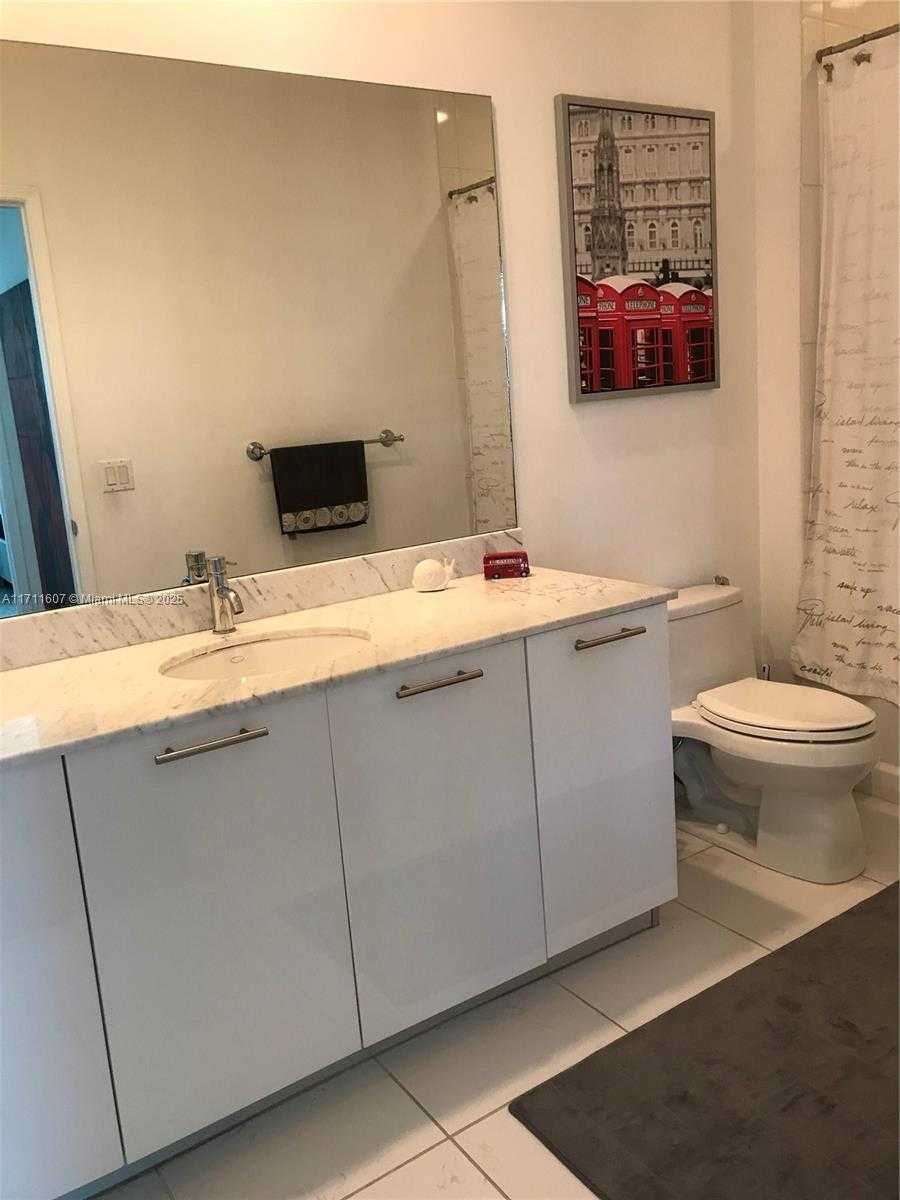 Small Image of 951 BRICKELL AVE #PH4107, Miami Number 17