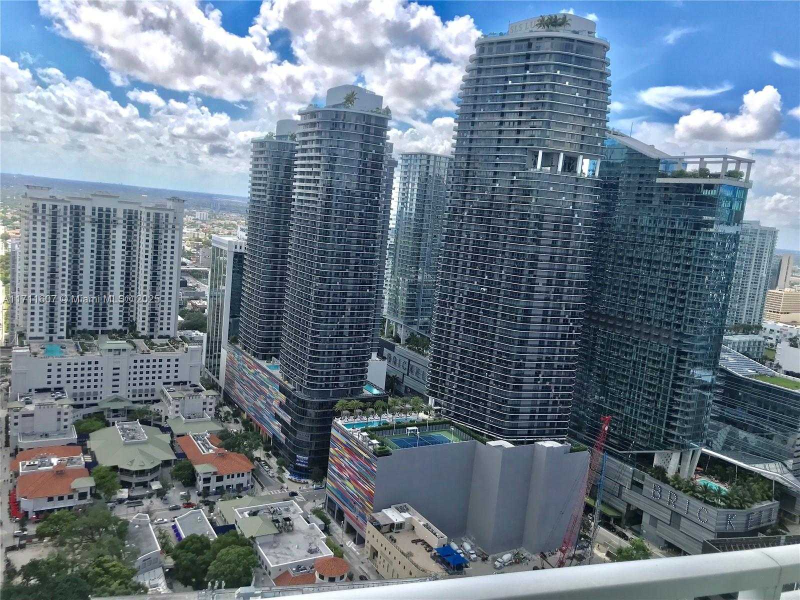 Small Image of 951 BRICKELL AVE #PH4107, Miami Number 2