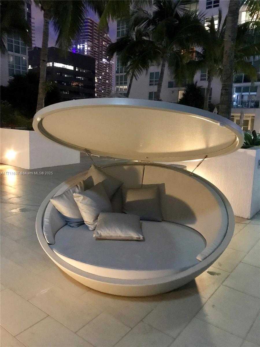 Small Image of 951 BRICKELL AVE #PH4107, Miami Number 45