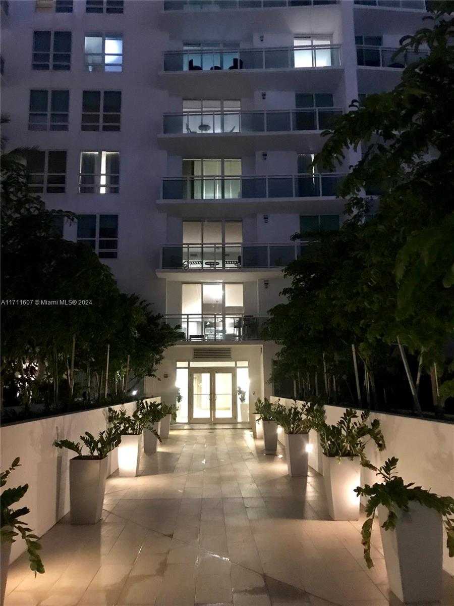 Small Image of 951 BRICKELL AVE #PH4107, Miami Number 68
