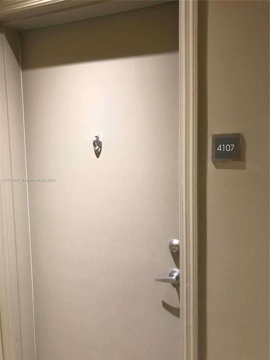 Small Image of 951 BRICKELL AVE #PH4107, Miami Number 73