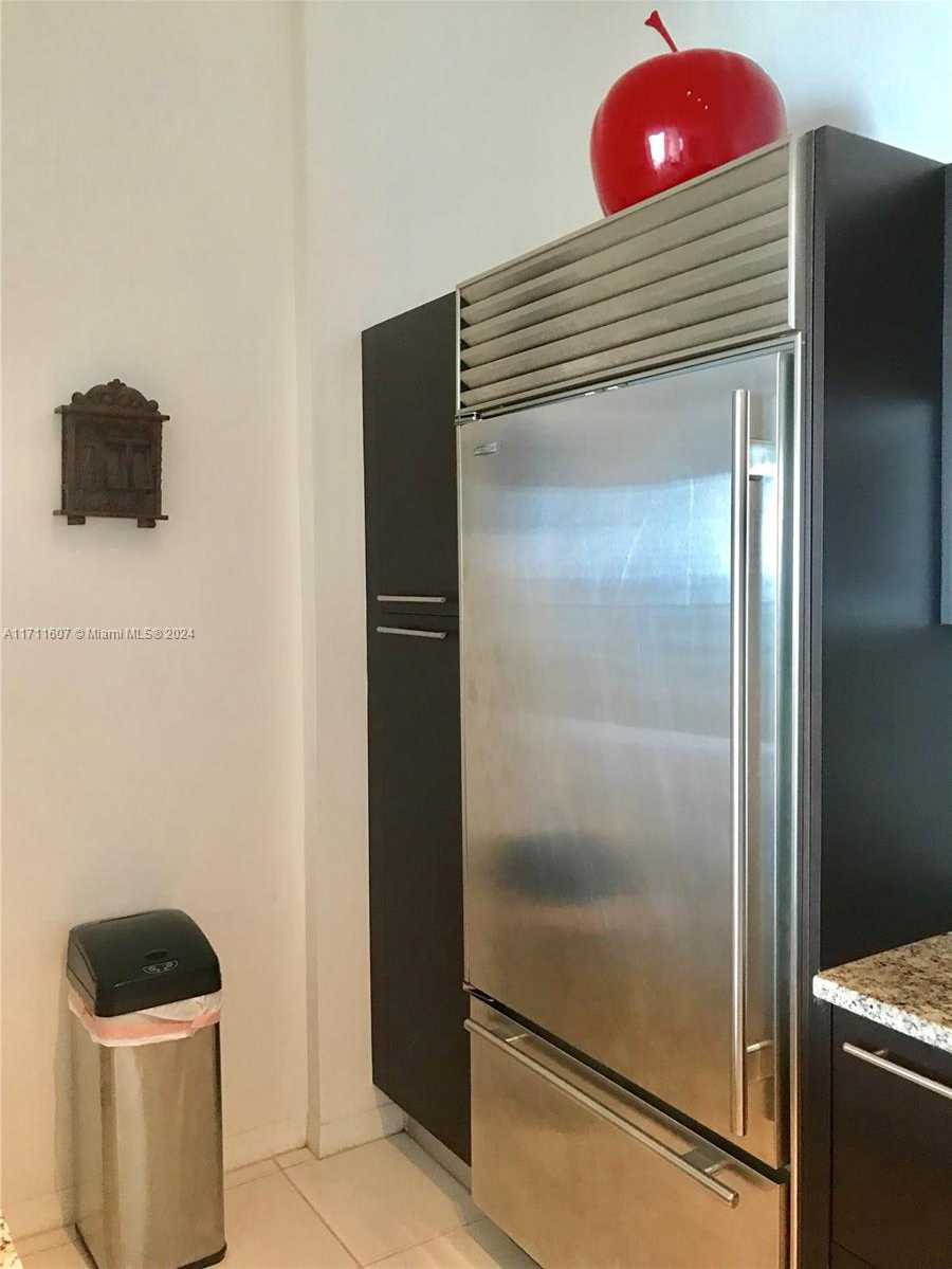 Small Image of 951 BRICKELL AVE #PH4107, Miami Number 75