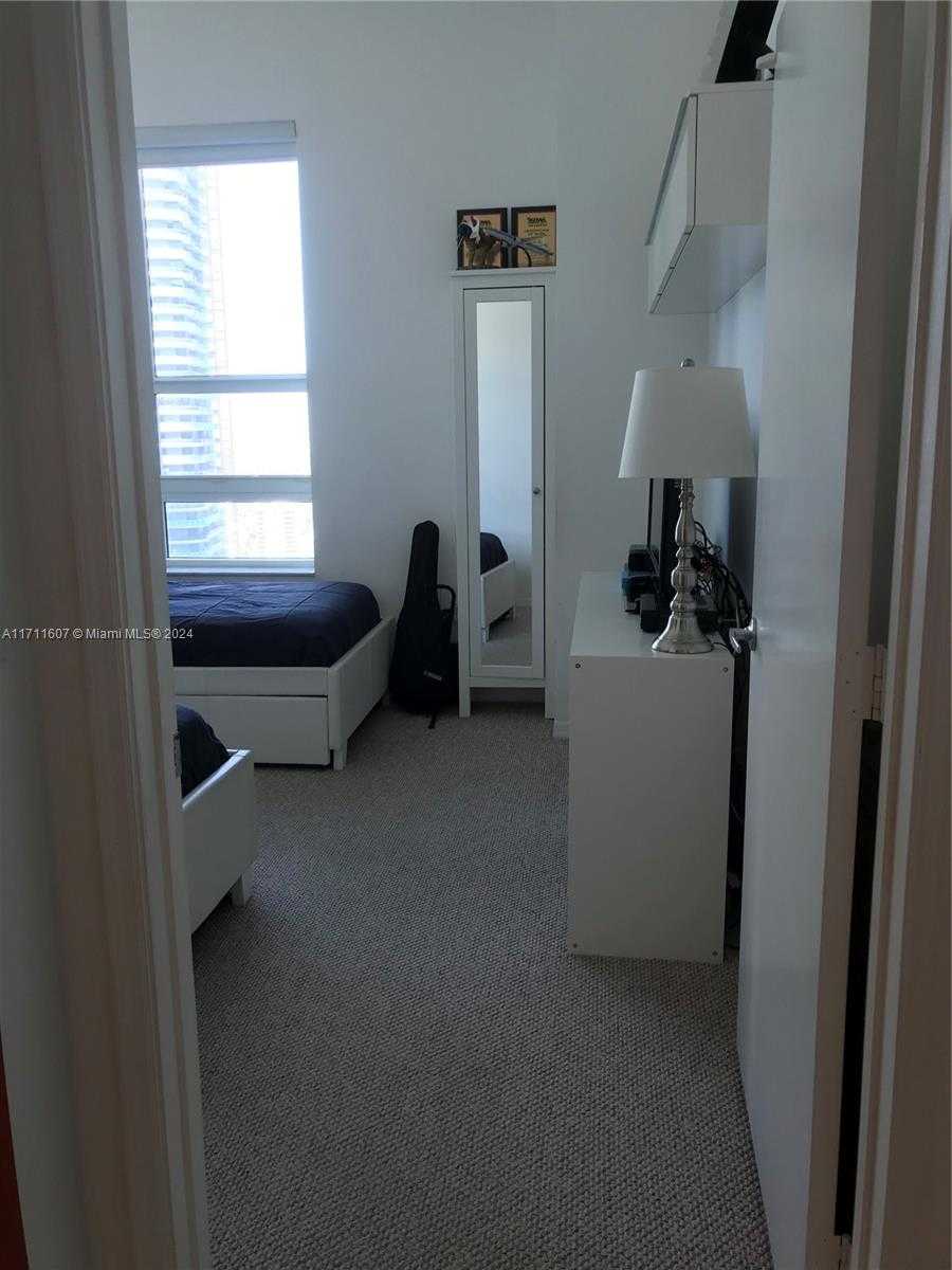 Small Image of 951 BRICKELL AVE #PH4107, Miami Number 84