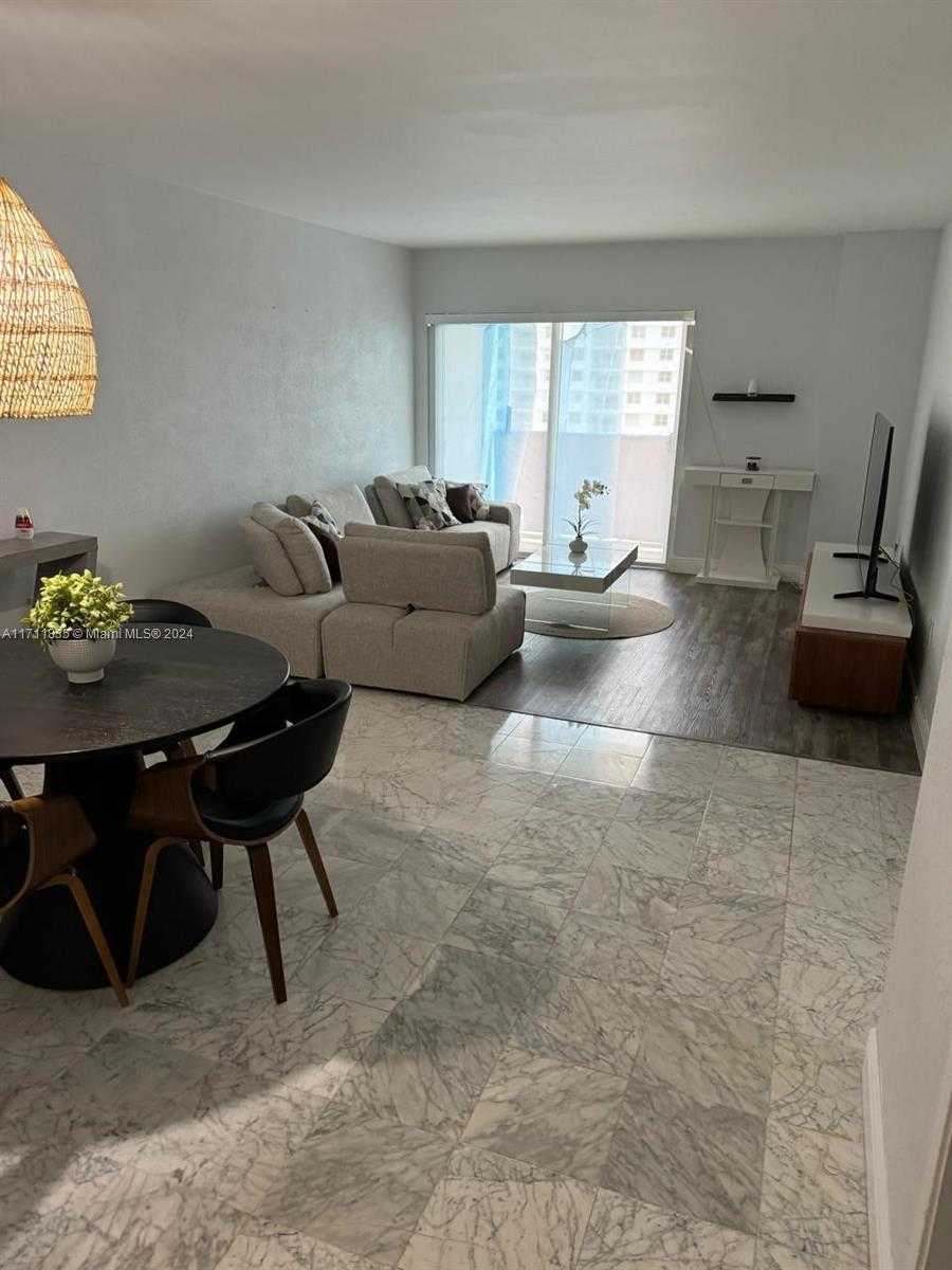 Small Image of 400 KINGS POINT DR #1422, Sunny Isles Beach Number 3