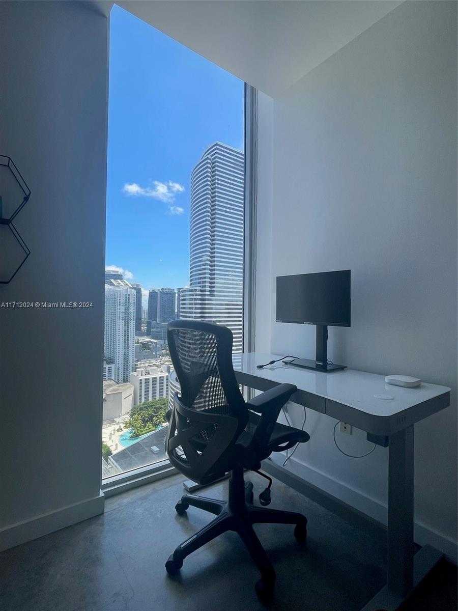 Small Image of 151 SOUTH EAST 1ST ST #3307, Miami Number 12
