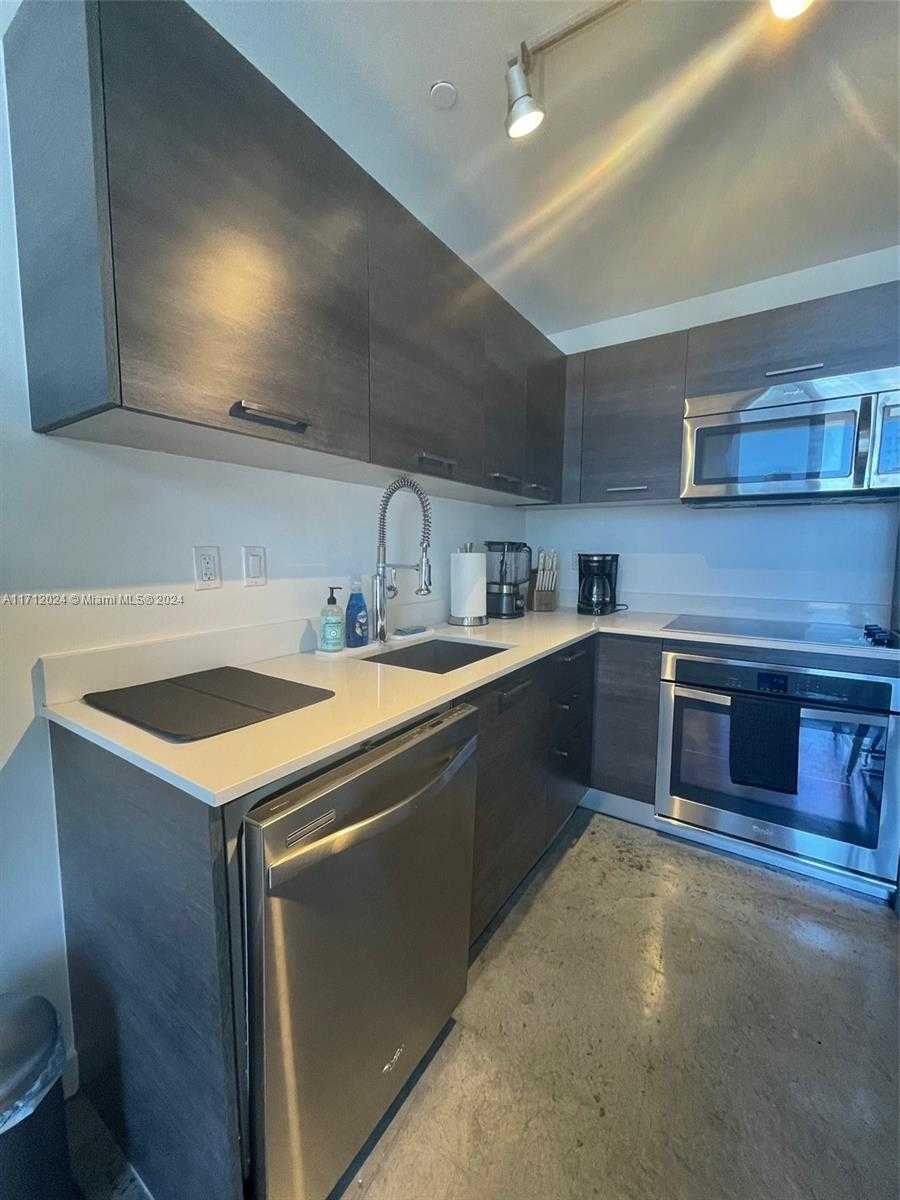 Small Image of 151 SOUTH EAST 1ST ST #3307, Miami Number 8